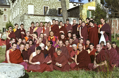 Lama Yeshe with Western Sangha at Istituto Lama Tzong Khapa, Italy, 1983
