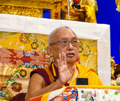 Lama Zopa Rinpoche, Deer Park 2008. Photo: Kalleen Mortensen.