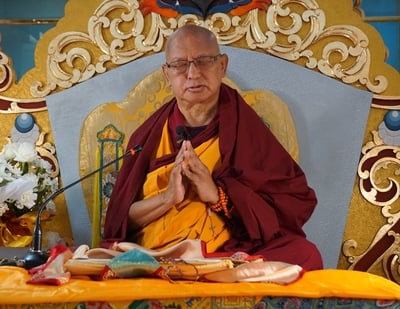 Lama Zopa Rinpoche confers Chenrezig initiation at Idgaa Choizinling Monastery, Mongolia, May 2017. Photo: Lobsang Sherab.