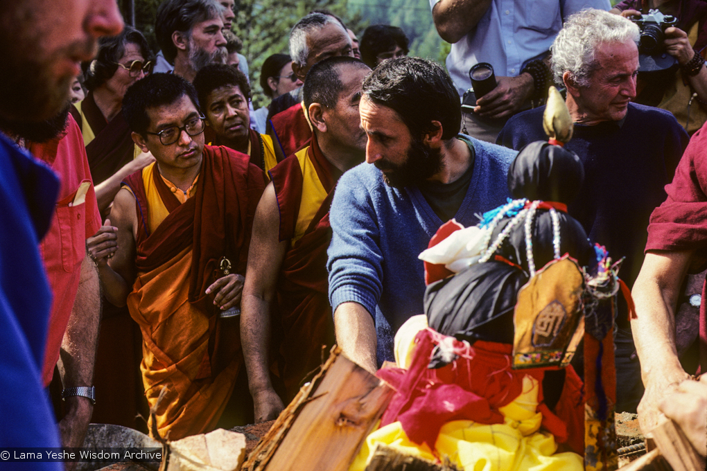 (10038_sl.JPG) Lama Yeshe&#039;s body is placed in the cremation stupa. Cremation of Lama Yeshe at Vajrapani Institute, California in March of 1984. Photo includes Lama Zopa Rinpoche, Chuck Thomas and John Schwartz. Photo by Ricardo de Aratanha.