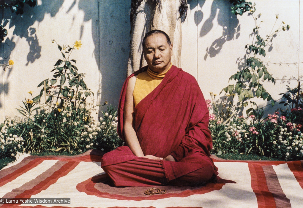 (11711_pr-3.psd) Lama Yeshe at Tushita-Delhi, Shantiniketan, India, 1979.
