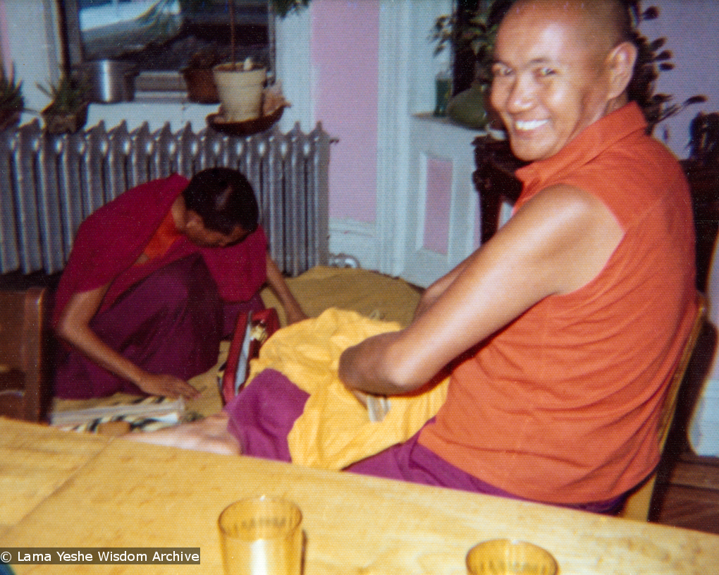 (12394_pr-3.jpg) In July 1974, the lamas and Mummy Max arrived in New York City to begin the first international teaching tour of Lama Yeshe and Lama Zopa Rinpoche. They stayed at the apartment of Lynda Millspaugh on the Upper West side of Manhattan. Lama Zopa Rinpoche promptly set up his shrine on top of his sleeping bag and did pujas and meditations, just as at Kopan.