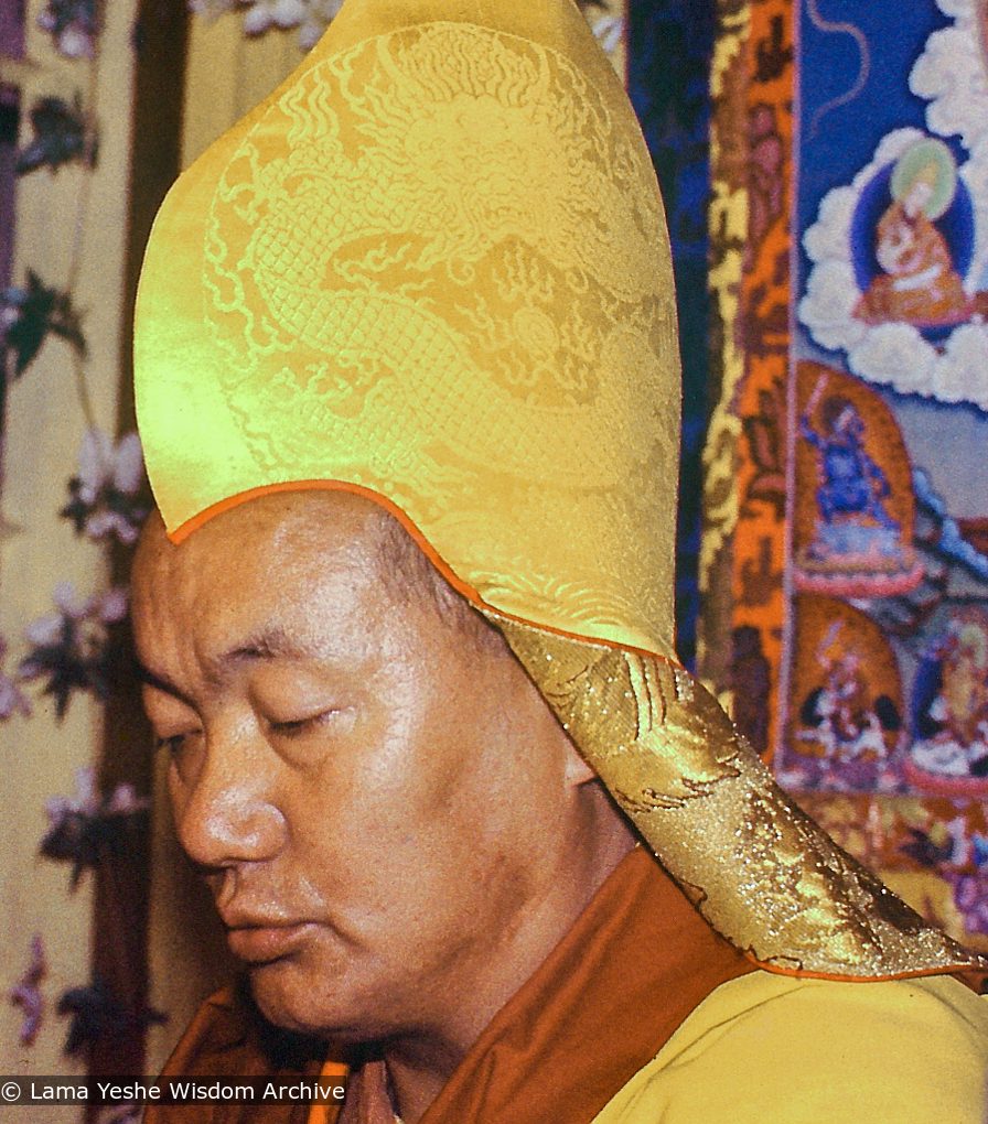 (13838_ud-3.jpg) Long life puja for Lama Yeshe, Tushita Retreat Centre, Dharamsala, India, 1982. Dieter Kratzer (photographer)