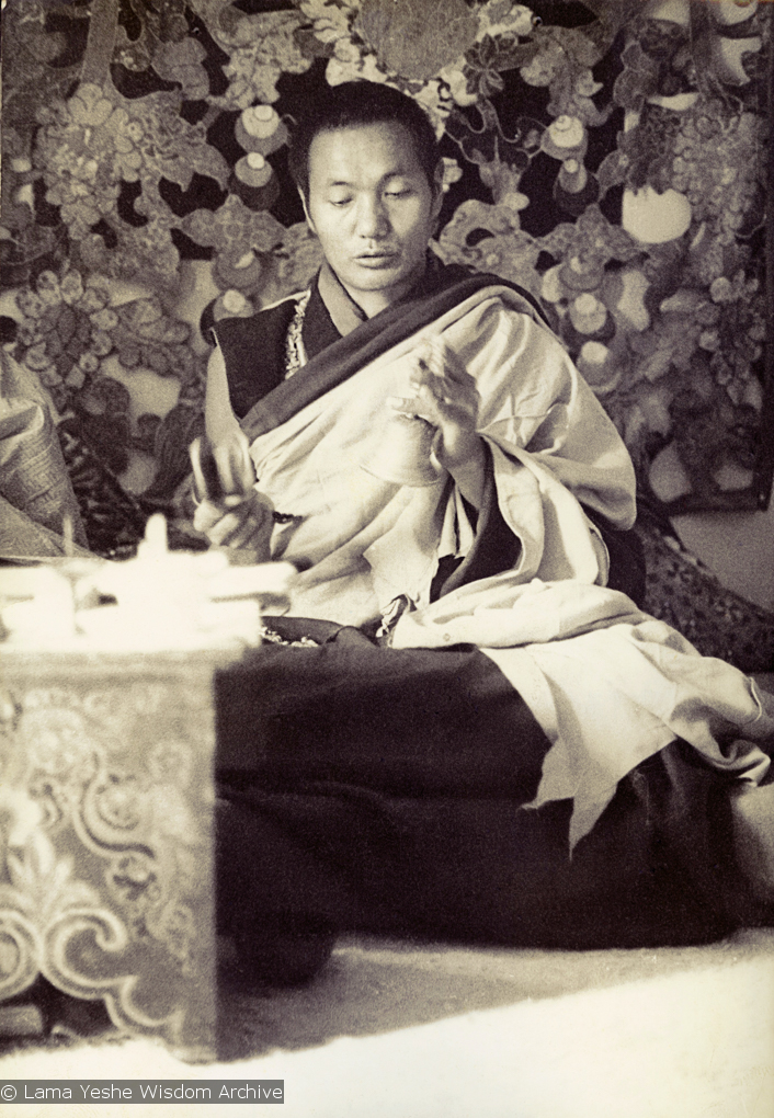 (15064_pr-2.psd) Lama Yeshe doing puja (spiritual practice) in the &quot;old gompa&quot; (shrineroom), Kopan Monastery, 1970.