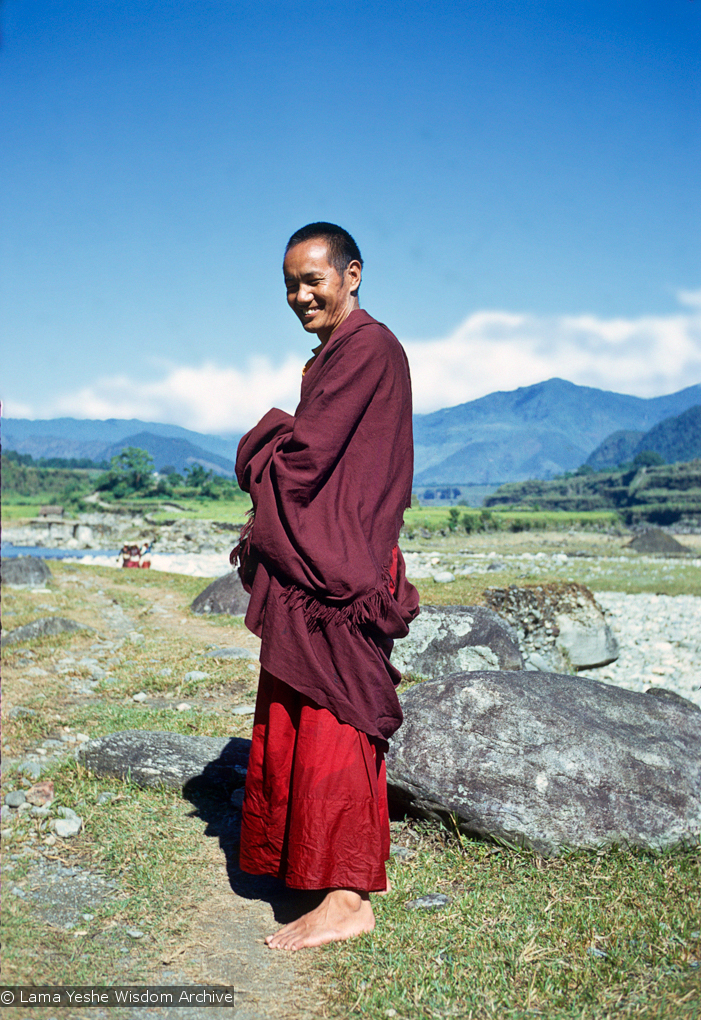 (15072_sl-2.psd) Lama Yeshe in Pokhara, west of Kathmandu. Photos by Max Mathews, 1970.