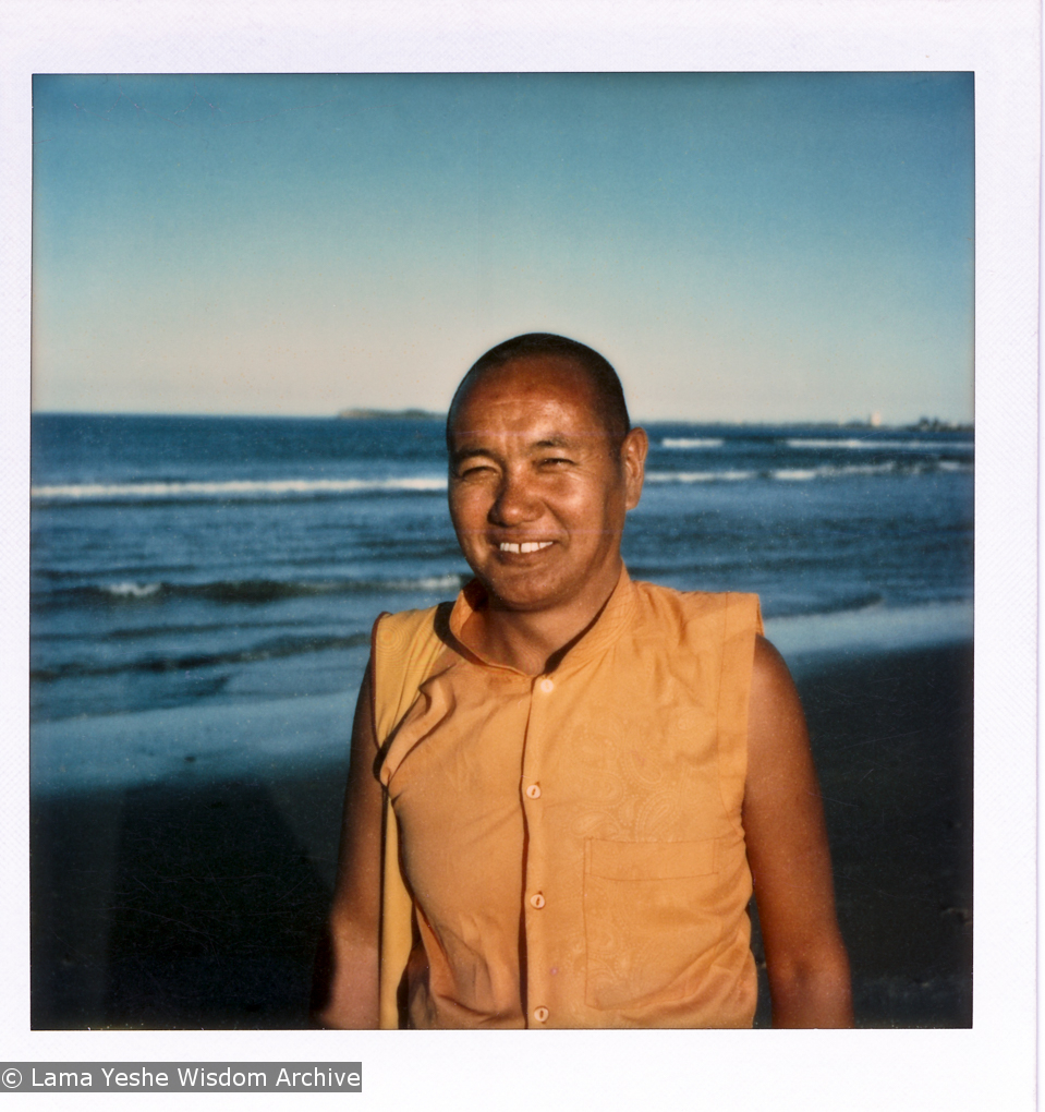 (15927_pr.psd) Lama Yeshe dancing/debating on the beach after the month-long course at Chenrezig Institute, Australia, 1975. Photo by Anila Ann.