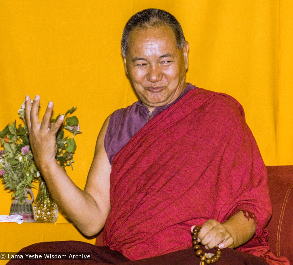 (17153_ng.TIF) Over one weekend at Barnens O on Vaddo in September of 1983, Lama Yeshe gave a meditation course which later was published in English called &quot;Light of Dharma&quot;, translated into Swedish as &quot;Lamas ljus&quot;. Photos by Holger Hjorth. You can read a transcript here: http://www.lamayeshe.com/index.php?sect=article&amp;id=719