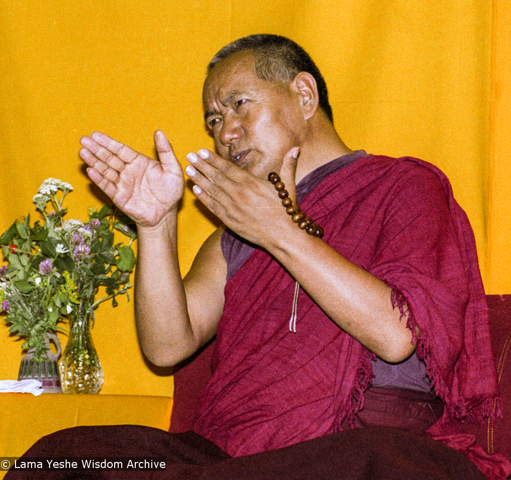 (17154_ng.TIF) Over one weekend at Barnens O on Vaddo in September of 1983, Lama Yeshe gave a meditation course which later was published in English called &quot;Light of Dharma&quot;, translated into Swedish as &quot;Lamas ljus&quot;. Photos by Holger Hjorth. You can read a transcript here: http://www.lamayeshe.com/index.php?sect=article&amp;id=719