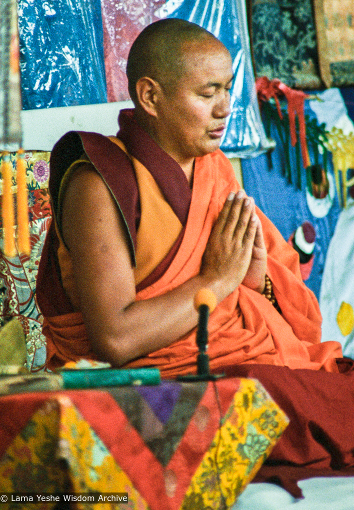 (17391_ng-3.jpg) Lama Yeshe teaching at Kopan Monastery, 1977.  Jan-Paul Kool (photographer)
