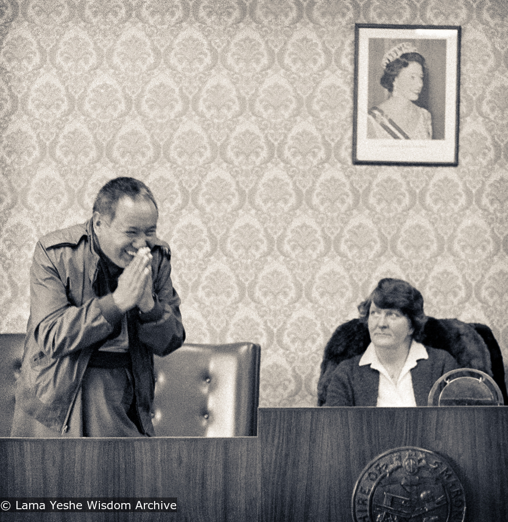 (17533_ng-3.psd) Lama Yeshe at Bendigo council meeting, Australia,1981. Ian Green (photographer)