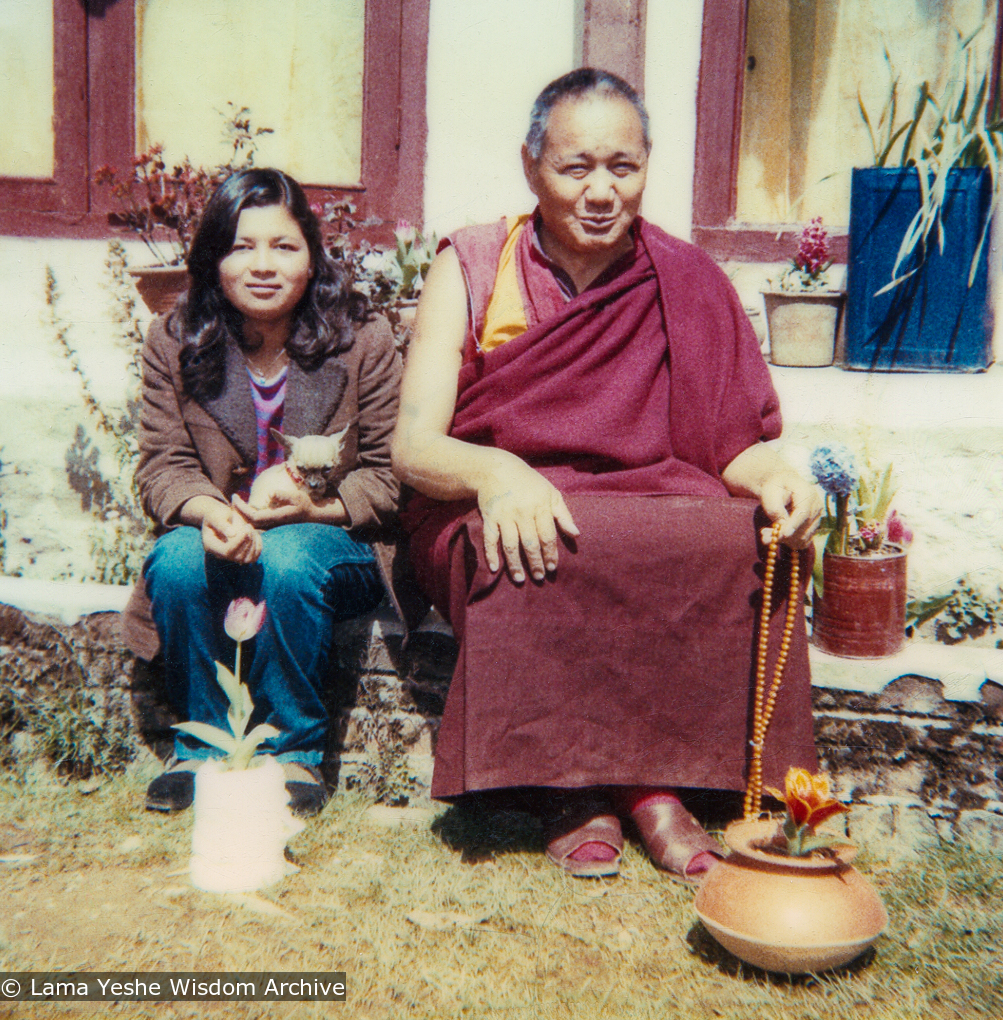 (18771_pr-3.psd) Jhamba Dolkar, Lama Yeshe and the  chihuahua named Lama, Tushita Retreat Centre, Dharamsala, India. 1983.