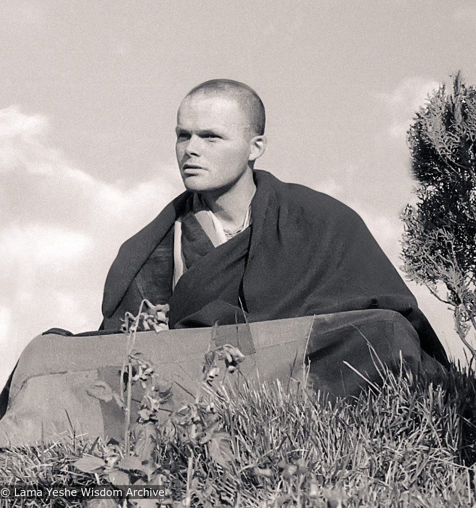 (21770_pr-6.psd) Harry Sutton, Kopan Monastery, Nepal, 1980. Merry Colony (donor)