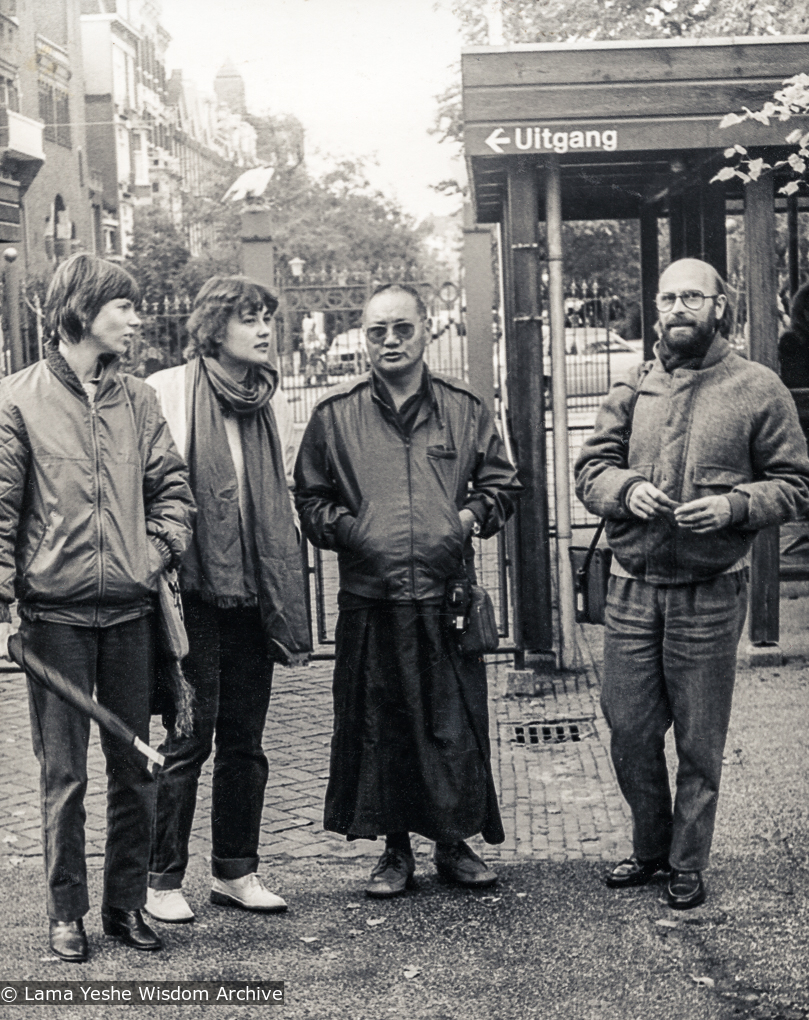 (21899_pr-3.psd) Lama Yeshe with Margot and Jan Paul Kool, and Corine Terstegge, Amsterdam, 1980.