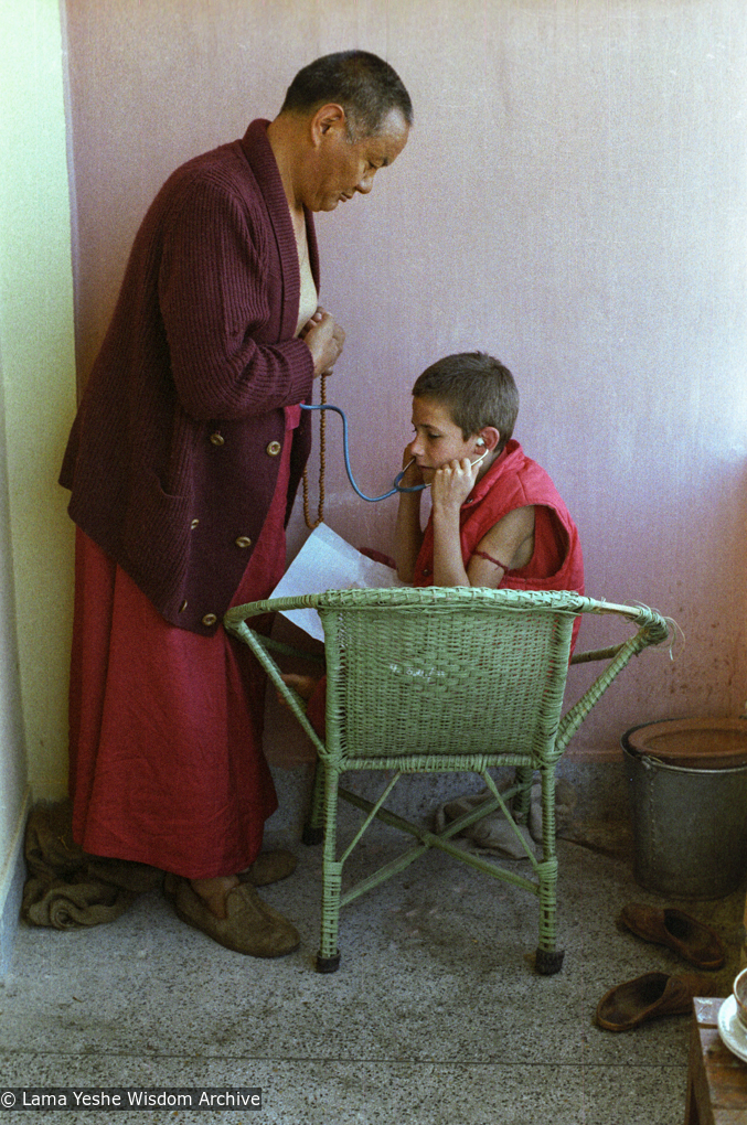 (23009_ng-3.psd) Daja Meston (Thubten Wangchuk) listening to Lama Yeshe&#039;s heart, Bodhgaya, India, 1982.