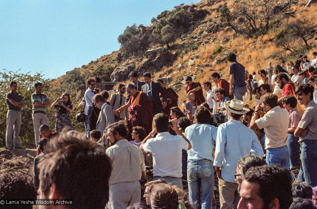 (25051_ng.TIF) H.H. Dalai Lama at O Sel Ling. In September of 1982, H.H. Dalai Lama visited this retreat center that the lamas had just set up in Bubion, a small town near the Alpujarra mountains near Granada, Spain. At the end of His Holiness teaching he named the center O Sel Ling. Photo by Pablo Giralt de Arquer.