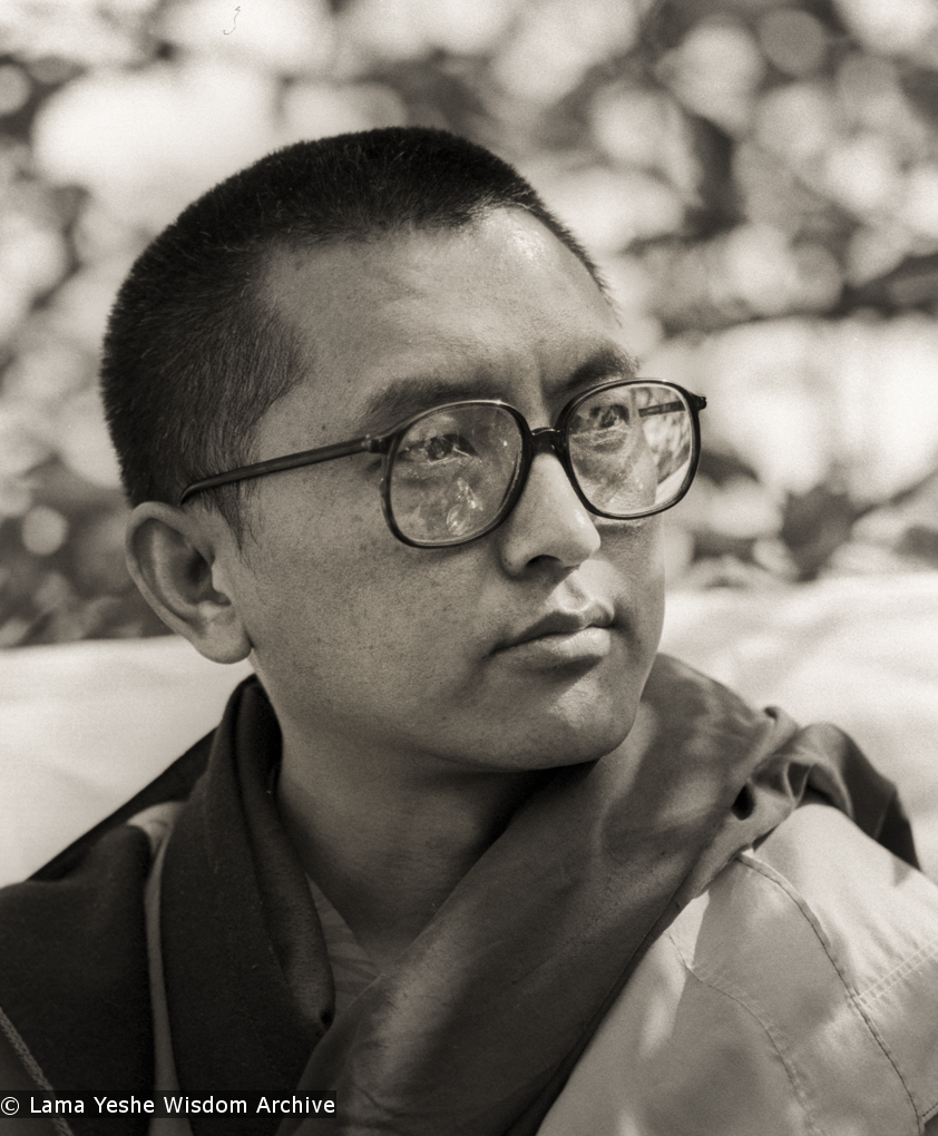 Lama Zopa Rinpoche teaching outdoors at Manjushri London (currently Jamyang Buddhist Centre), 1983. Photo by Robin Bath