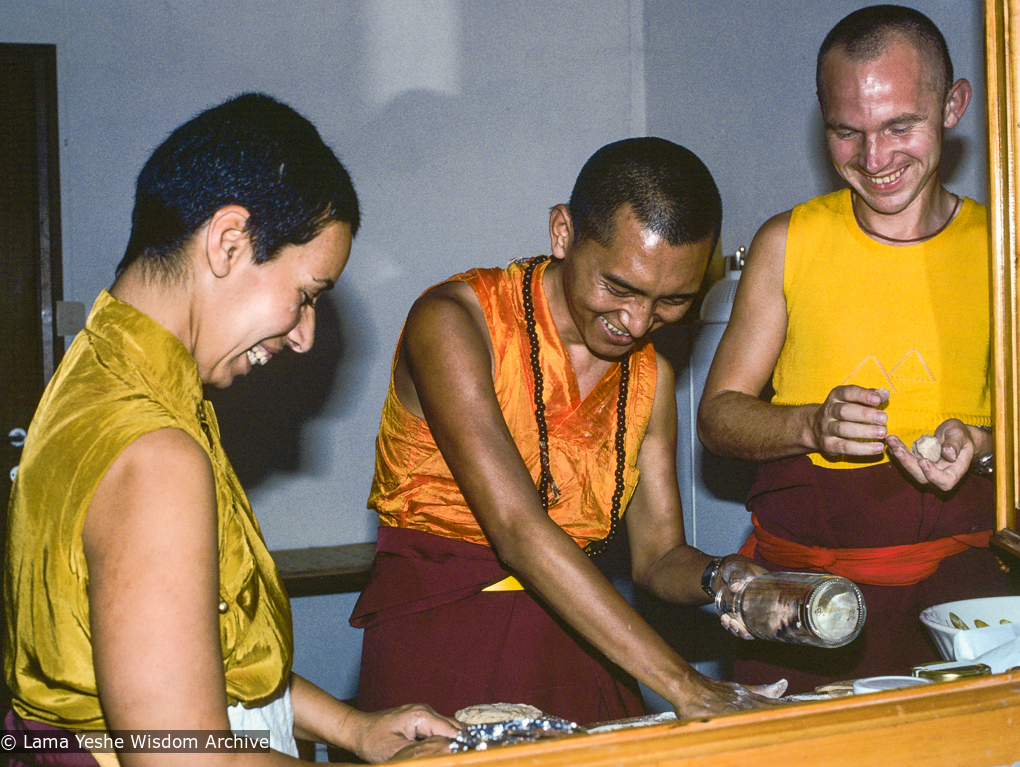 (39439_sl-3.jpg) Zia Bassam and Helmut Hohm with Lama Zopa Rinpoche, Germany 1979.