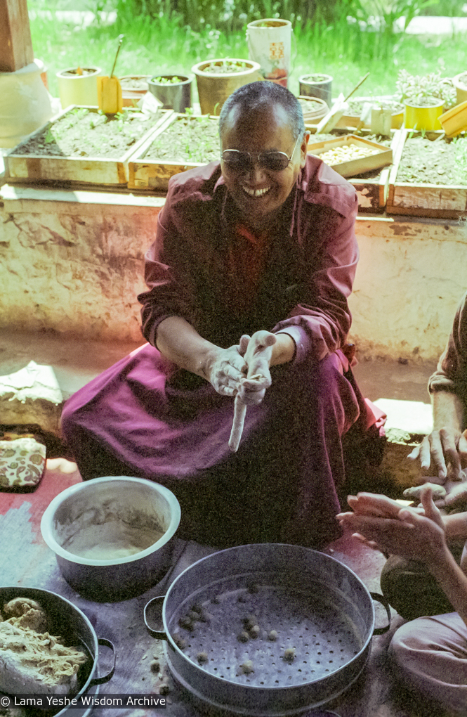 (39518_ng-3.JPG) Lama Yeshe making chulen pills, Tushita Retreat Centre, Dharamsala, India, 1982.