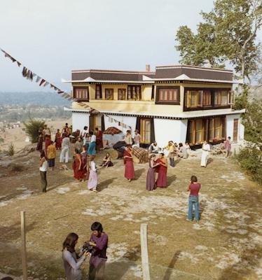 Group photo from the Fourth Meditation Course, Kopan Monastery, Nepal, 1973. Photo: Christine Lopez.