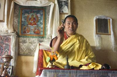 Lama Yeshe teaching in the gompa at Kopan Monastery, Nepal, 1974. Photo: Ursula Bernis.