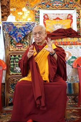 Rinpoche talks about a Chenrezig relic of Thangthong Gyalpo's incarnation at Kopan Monastery, Nepal, November 2016. Photo: Ven. Lobsang Sherab.