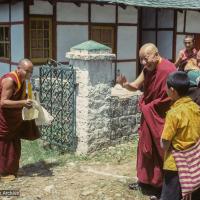 Lama welcomes Kyabje Ling Rinpoche to Tushita, 1982