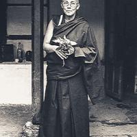 Getsulma Robina, Tushita, 1978