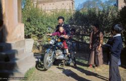 Jampa and Daja, 1975