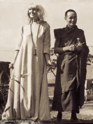 Zina Rachevsky with Lama Yeshe at Altomont House, 1967